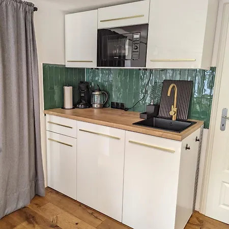 Apartamento Gemuetliches, Helles, Voll Ausgestattetes Mit Terrasse