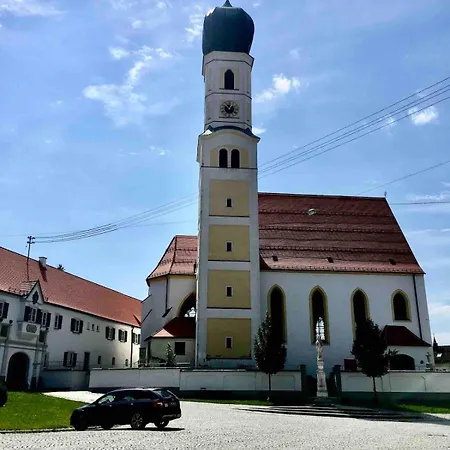 Apartamento Gemuetliches, Helles, Voll Ausgestattetes Mit Terrasse