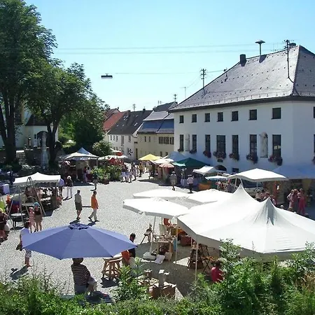 Gemuetliches, Helles, Voll Ausgestattetes Mit Terrasse * Waal