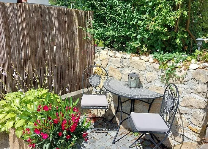 Gemuetliches, Helles, Voll Ausgestattetes Mit Terrasse