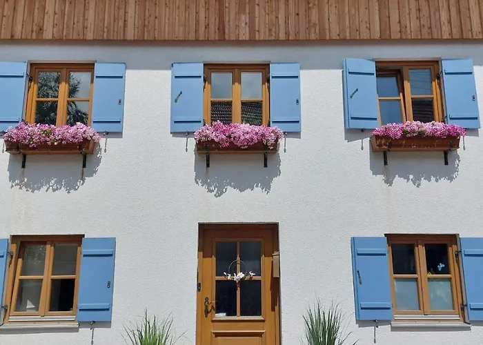 Gemuetliches, Helles, Voll Ausgestattetes Mit Terrasse דירה *